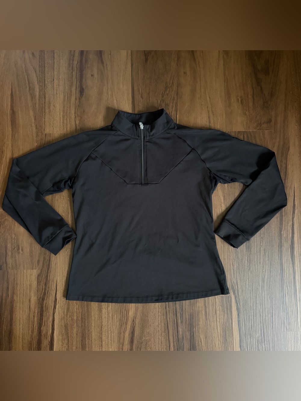 Women’s Size 10 Black Horze Long Sleeve Horseback Riding Sunshirt. Good Conditio